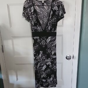 Studio 1940 Black and White Sheath Dress with Flutter Sleeves